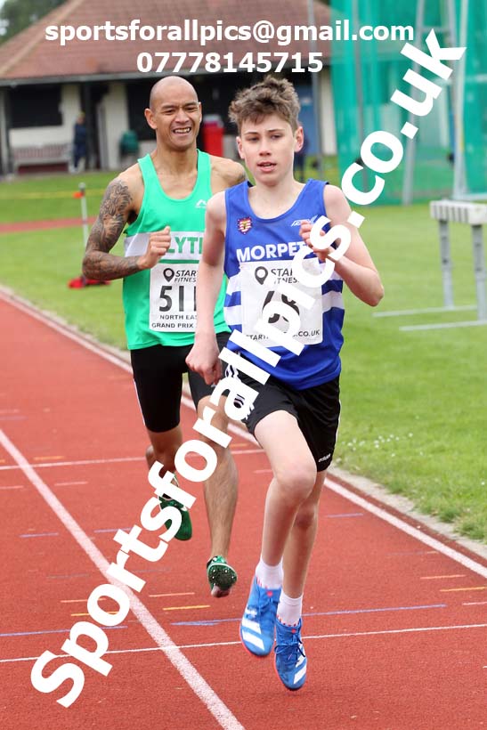 800 metres, NECAA Open Meeting, Morpeth, Sunday, September 27th. David T. Hewitson/Sports for All Pics